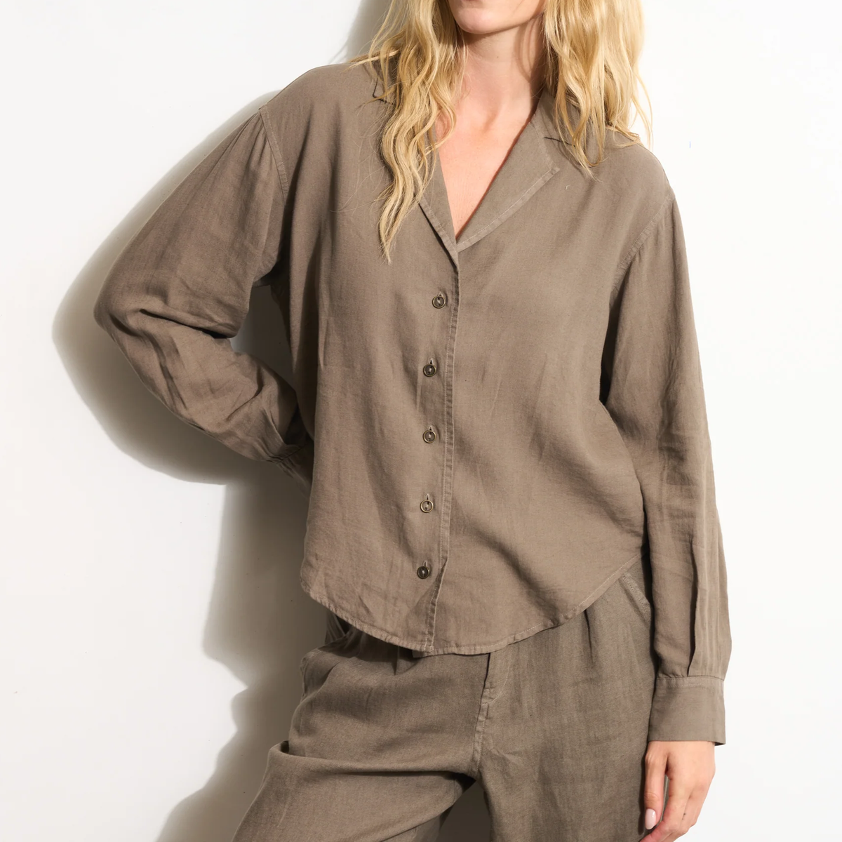 Slightly Oversized Linen Rayon Blend Women's Camp Collar Long Sleeve Shirt